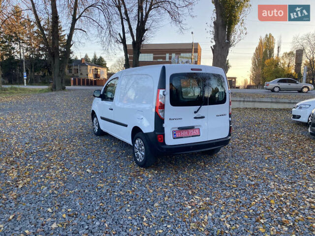 Белый Рено Кенгу, объемом двигателя 1.5 л и пробегом 187 тыс. км за 10499 $, фото 32 на Automoto.ua