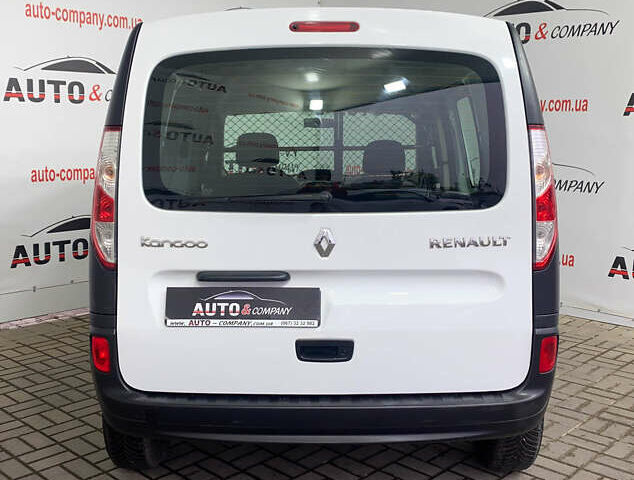 Белый Рено Кенгу, объемом двигателя 1.5 л и пробегом 166 тыс. км за 12250 $, фото 3 на Automoto.ua