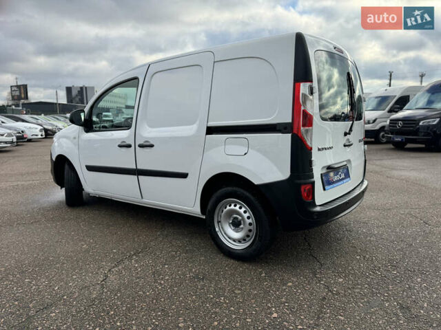 Білий Рено Кєнгу, об'ємом двигуна 1.46 л та пробігом 175 тис. км за 12600 $, фото 4 на Automoto.ua