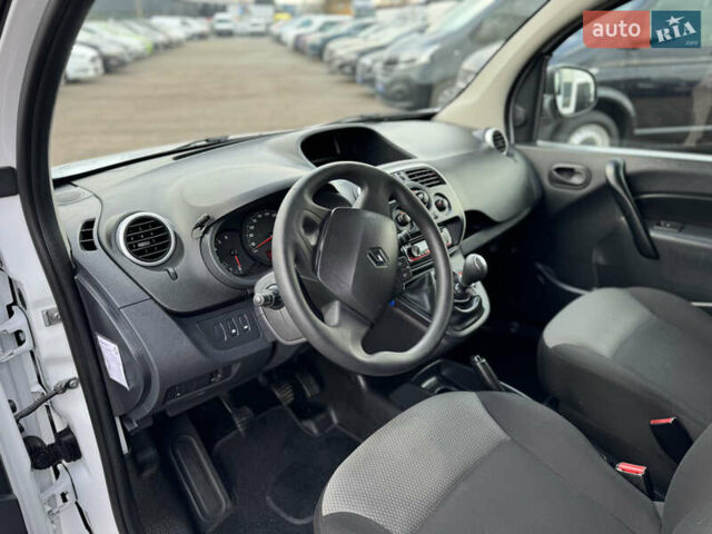 Білий Рено Кєнгу, об'ємом двигуна 1.46 л та пробігом 175 тис. км за 12600 $, фото 78 на Automoto.ua