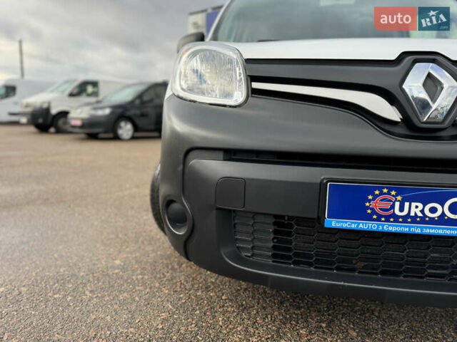 Білий Рено Кєнгу, об'ємом двигуна 1.46 л та пробігом 175 тис. км за 12600 $, фото 16 на Automoto.ua