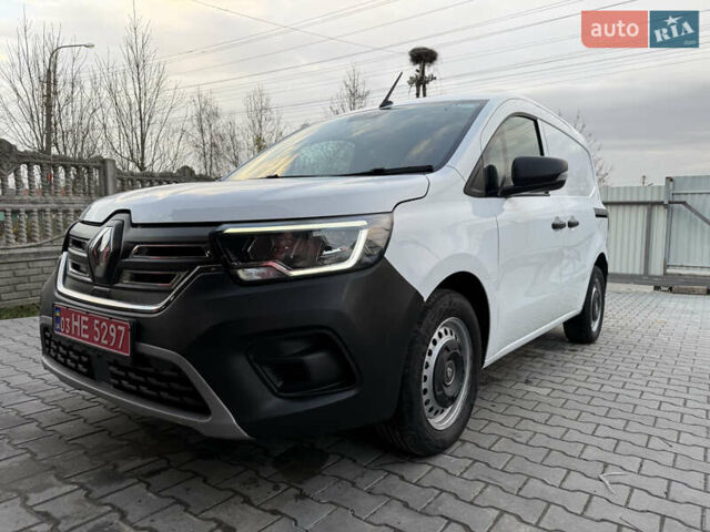 Белый Рено Кенгу, объемом двигателя 0 л и пробегом 2 тыс. км за 15300 $, фото 3 на Automoto.ua