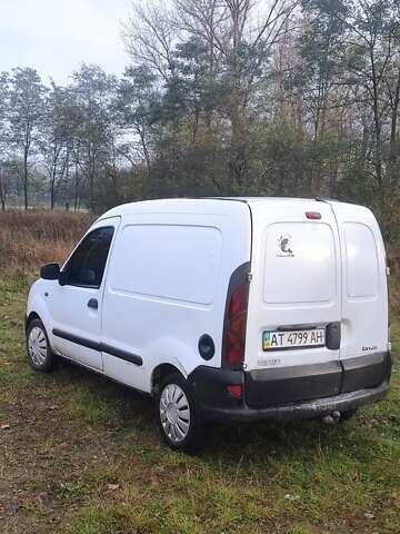 Рено Кенгу 2000 в Косове на Automoto.ua Белый Рено Кенгу, объемом двигателя 1.9 л и пробегом 280 тыс. км за 1750 $, фото 5 на Automoto.ua