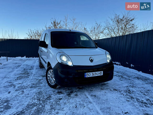 Білий Рено Кєнгу, об'ємом двигуна 1.5 л та пробігом 333 тис. км за 5800 $, фото 3 на Automoto.ua