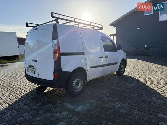 Рено Кєнгу 2016 у Мостисках на Automoto.ua Білий Рено Кєнгу, об'ємом двигуна 1.46 л та пробігом 330 тис. км за 6699 $, фото 1 на Automoto.ua