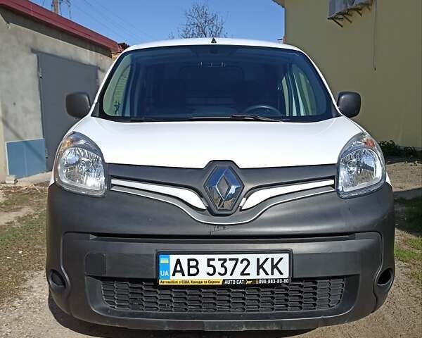 Белый Рено Кенгу, объемом двигателя 1.46 л и пробегом 178 тыс. км за 10200 $, фото 26 на Automoto.ua
