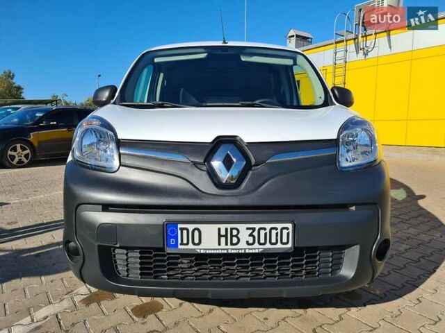 Белый Рено Кенгу, объемом двигателя 0 л и пробегом 91 тыс. км за 8600 $, фото 1 на Automoto.ua