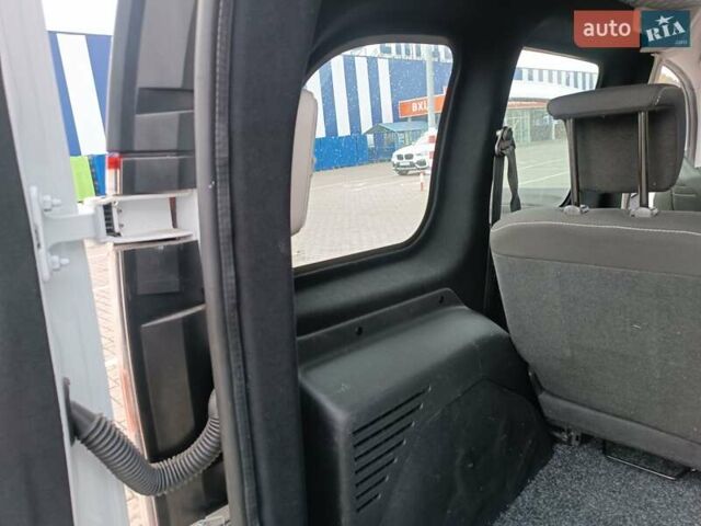 Рено Кенгу 2020 в Дубно на Automoto.ua Белый Рено Кенгу, объемом двигателя 1.46 л и пробегом 38 тыс. км за 12200 $, фото 40 на Automoto.ua