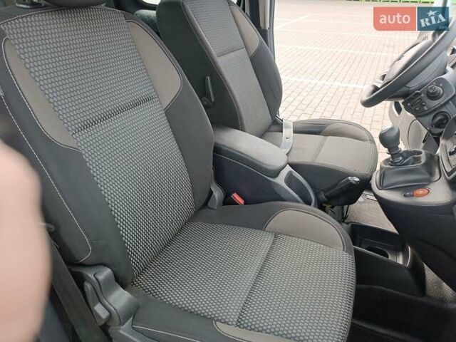 Рено Кенгу 2020 в Дубно на Automoto.ua Белый Рено Кенгу, объемом двигателя 1.46 л и пробегом 38 тыс. км за 12200 $, фото 28 на Automoto.ua