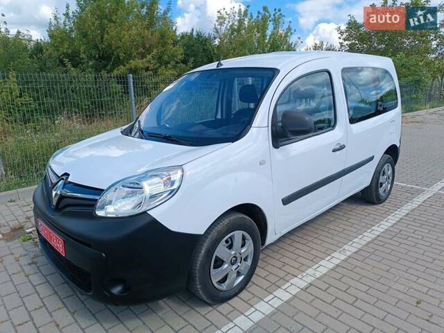 Белый Рено Кенгу, объемом двигателя 1.5 л и пробегом 38 тыс. км за 10800 $, фото 29 на Automoto.ua
