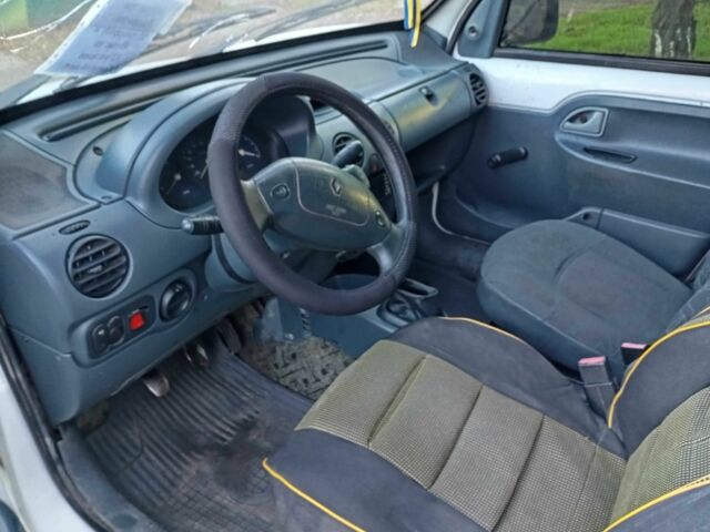 Білий Рено Кєнгу, об'ємом двигуна 1.9 л та пробігом 333 тис. км за 1890 $, фото 9 на Automoto.ua