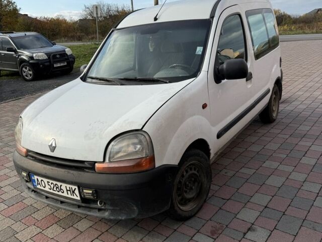 Белый Рено Кенгу, объемом двигателя 1.9 л и пробегом 250 тыс. км за 1850 $, фото 1 на Automoto.ua