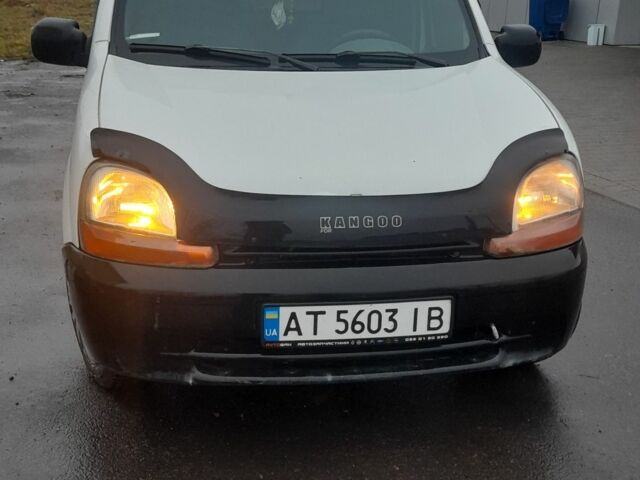 Белый Рено Кенгу, объемом двигателя 1.9 л и пробегом 150 тыс. км за 2450 $, фото 8 на Automoto.ua