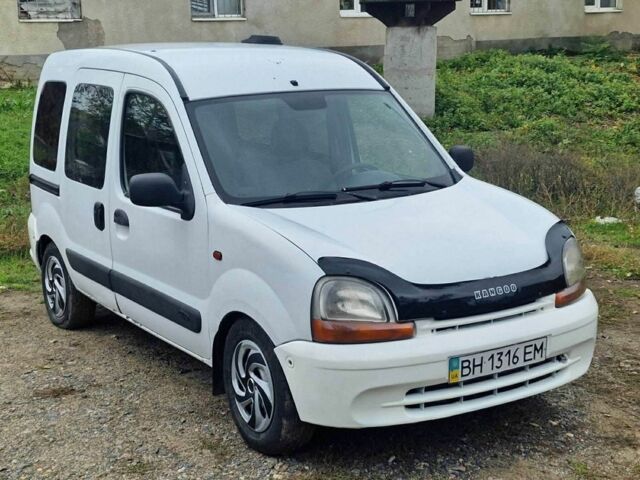 Белый Рено Кенгу, объемом двигателя 1.5 л и пробегом 355 тыс. км за 1850 $, фото 7 на Automoto.ua