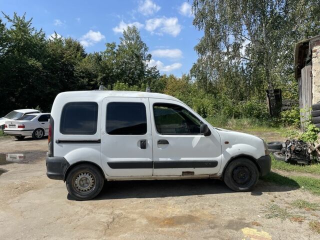 Белый Рено Кенгу, объемом двигателя 0 л и пробегом 332 тыс. км за 1600 $, фото 1 на Automoto.ua