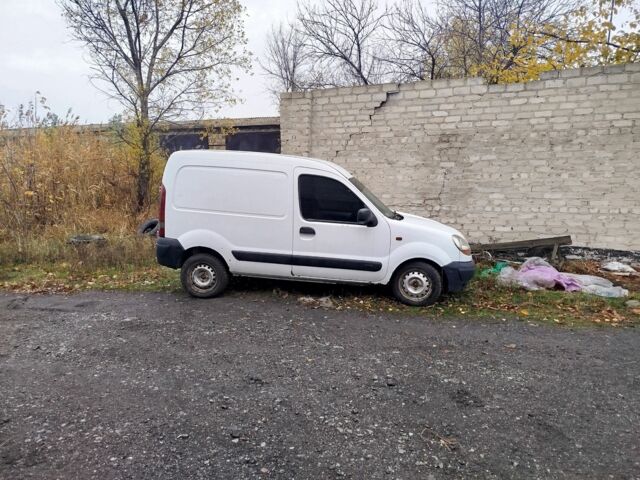 Белый Рено Кенгу, объемом двигателя 0 л и пробегом 340 тыс. км за 2000 $, фото 4 на Automoto.ua