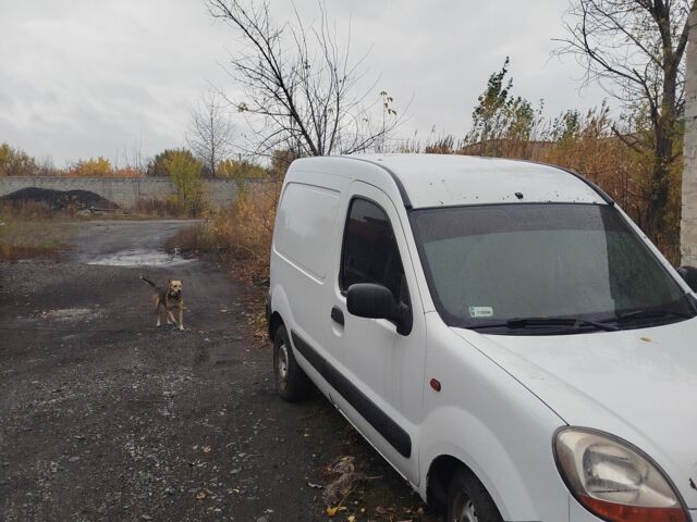 Белый Рено Кенгу, объемом двигателя 0 л и пробегом 340 тыс. км за 2000 $, фото 5 на Automoto.ua