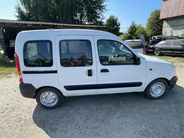 Білий Рено Кєнгу, об'ємом двигуна 1.5 л та пробігом 278 тис. км за 2500 $, фото 1 на Automoto.ua