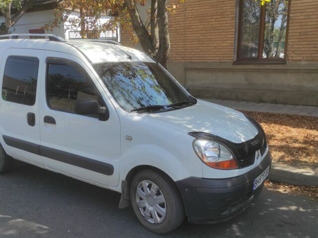 Білий Рено Кєнгу, об'ємом двигуна 1.5 л та пробігом 290 тис. км за 4999 $, фото 3 на Automoto.ua