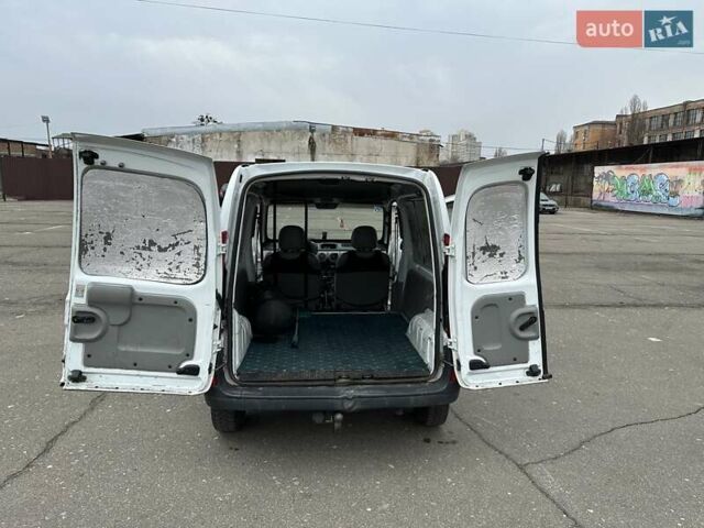 Білий Рено Кєнгу, об'ємом двигуна 1.39 л та пробігом 187 тис. км за 2600 $, фото 15 на Automoto.ua