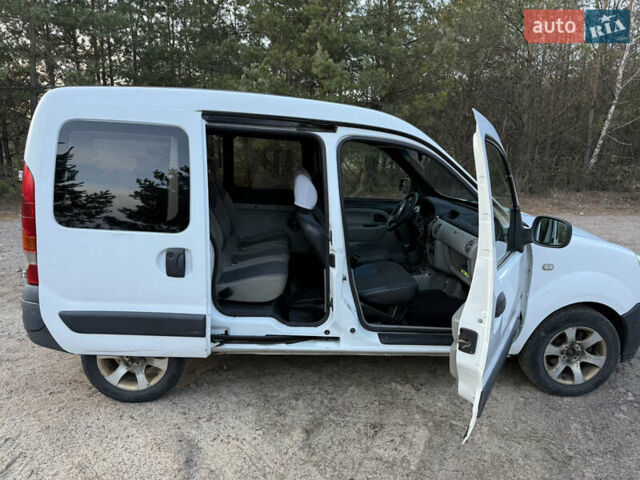 Белый Рено Кенгу, объемом двигателя 1.5 л и пробегом 300 тыс. км за 3700 $, фото 18 на Automoto.ua