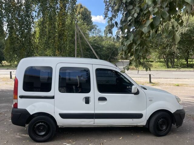 Белый Рено Кенгу, объемом двигателя 1.5 л и пробегом 279 тыс. км за 3200 $, фото 3 на Automoto.ua
