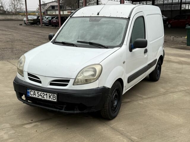 Білий Рено Кєнгу, об'ємом двигуна 1.5 л та пробігом 250 тис. км за 1550 $, фото 6 на Automoto.ua