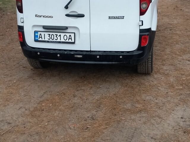 Белый Рено Кенгу, объемом двигателя 1.5 л и пробегом 240 тыс. км за 4681 $, фото 1 на Automoto.ua