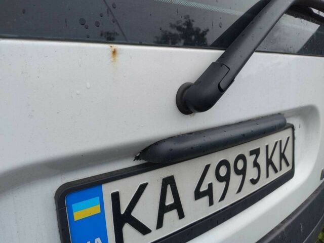 Белый Рено Кенгу, объемом двигателя 1.5 л и пробегом 244 тыс. км за 4500 $, фото 7 на Automoto.ua
