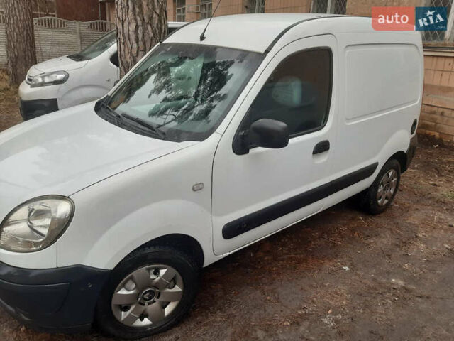 Белый Рено Кенгу, объемом двигателя 1.39 л и пробегом 205 тыс. км за 3200 $, фото 2 на Automoto.ua