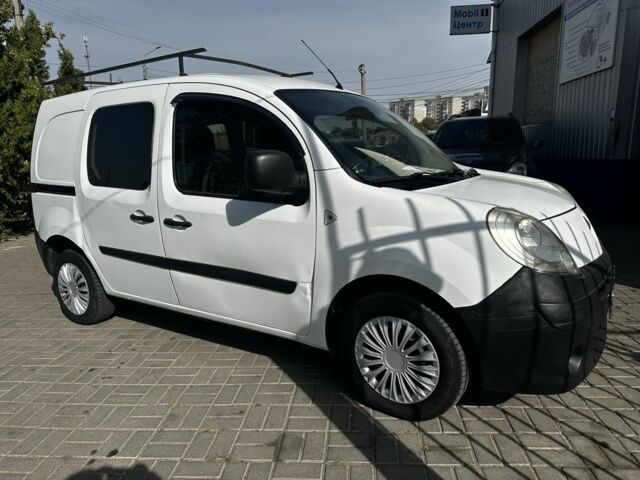 Рено Кенгу 2008 в Николаеве на Automoto.ua Белый Рено Кенгу, объемом двигателя 1.5 л и пробегом 230 тыс. км за 5200 $, фото 2 на Automoto.ua