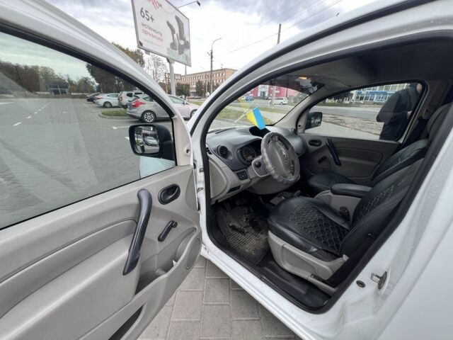 Білий Рено Кєнгу, об'ємом двигуна 1.5 л та пробігом 283 тис. км за 5800 $, фото 10 на Automoto.ua