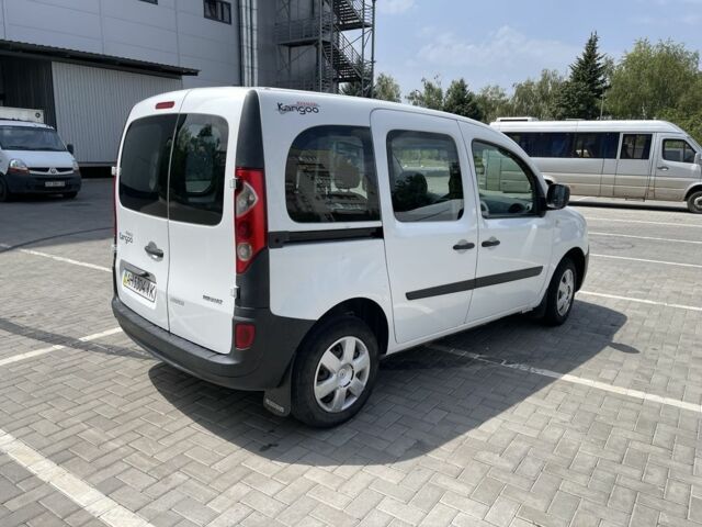 Белый Рено Кенгу, объемом двигателя 1.5 л и пробегом 180 тыс. км за 5500 $, фото 4 на Automoto.ua