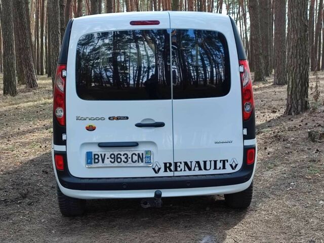 Белый Рено Кенгу, объемом двигателя 0 л и пробегом 185 тыс. км за 6850 $, фото 2 на Automoto.ua