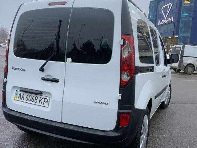 Білий Рено Кєнгу, об'ємом двигуна 1.5 л та пробігом 314 тис. км за 6150 $, фото 6 на Automoto.ua