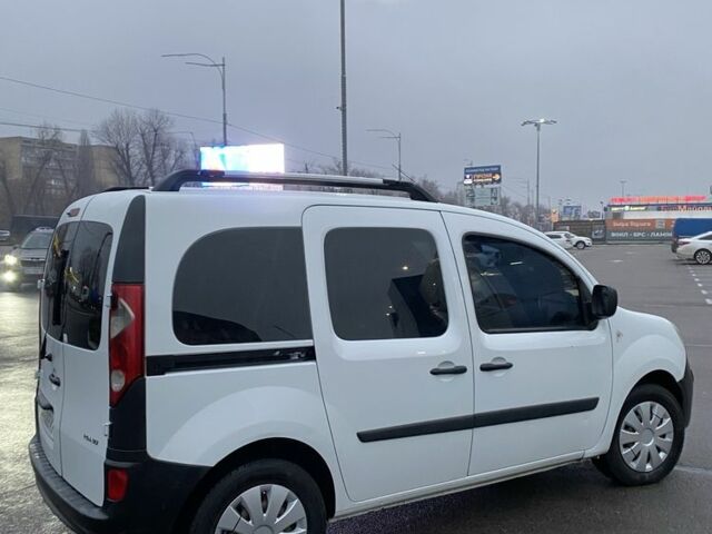 Білий Рено Кєнгу, об'ємом двигуна 1.5 л та пробігом 314 тис. км за 6150 $, фото 4 на Automoto.ua