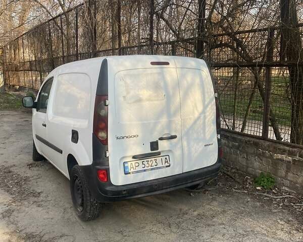 Белый Рено Кенгу, объемом двигателя 1.5 л и пробегом 300 тыс. км за 2500 $, фото 2 на Automoto.ua