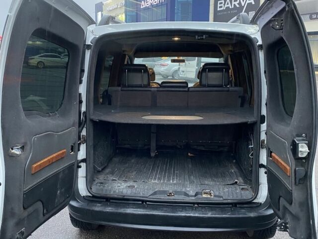 Білий Рено Кєнгу, об'ємом двигуна 1.5 л та пробігом 314 тис. км за 6150 $, фото 9 на Automoto.ua