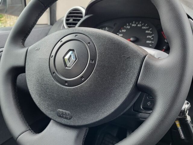 Рено Кєнгу 2011 у Смеле на Automoto.ua Білий Рено Кєнгу, об'ємом двигуна 1.5 л та пробігом 353 тис. км за 4750 $, фото 14 на Automoto.ua