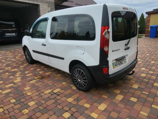 Рено Кєнгу 2011 у Смеле на Automoto.ua Білий Рено Кєнгу, об'ємом двигуна 1.5 л та пробігом 353 тис. км за 4750 $, фото 2 на Automoto.ua