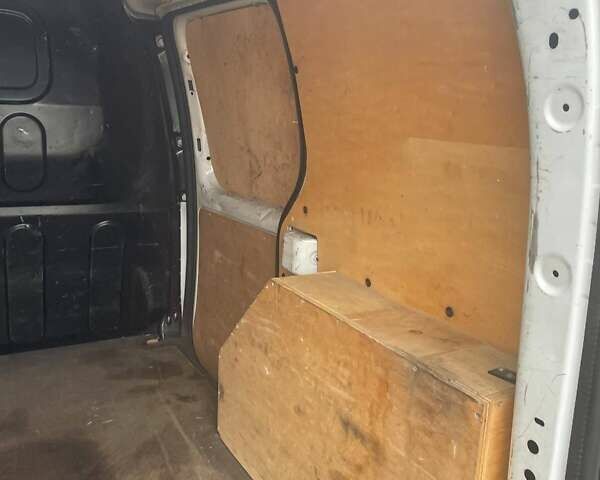 Білий Рено Кєнгу, об'ємом двигуна 1.46 л та пробігом 221 тис. км за 4500 $, фото 4 на Automoto.ua