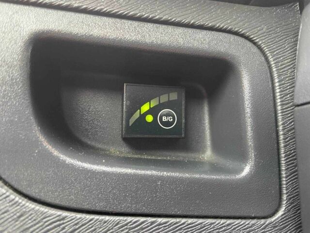 Белый Рено Кенгу, объемом двигателя 1.6 л и пробегом 188 тыс. км за 8990 $, фото 15 на Automoto.ua