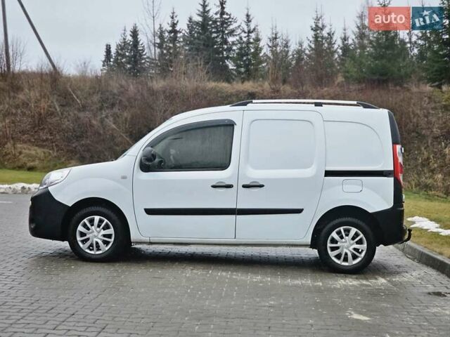 Белый Рено Кенгу, объемом двигателя 1.5 л и пробегом 199 тыс. км за 6499 $, фото 11 на Automoto.ua