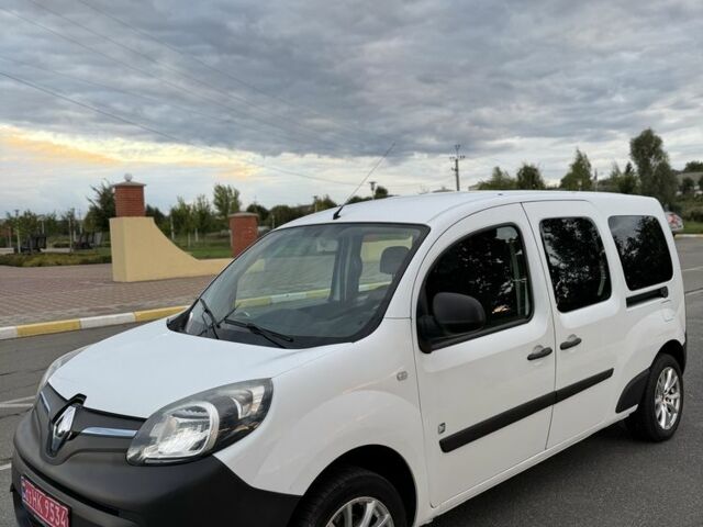 Рено Кенгу 2014 в Ирпене на Automoto.ua Белый Рено Кенгу, объемом двигателя 0 л и пробегом 110 тыс. км за 10500 $, фото 11 на Automoto.ua