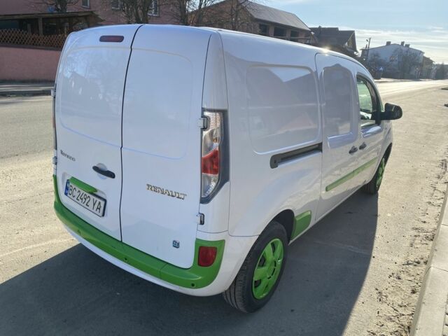 Білий Рено Кєнгу, об'ємом двигуна 0 л та пробігом 60 тис. км за 7249 $, фото 2 на Automoto.ua