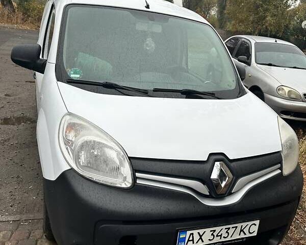 Белый Рено Кенгу, объемом двигателя 1.46 л и пробегом 190 тыс. км за 7900 $, фото 8 на Automoto.ua