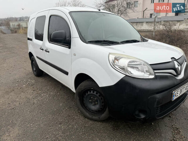 Белый Рено Кенгу, объемом двигателя 1.5 л и пробегом 269 тыс. км за 7800 $, фото 9 на Automoto.ua