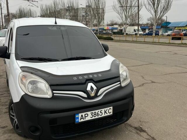 Белый Рено Кенгу, объемом двигателя 1.5 л и пробегом 2 тыс. км за 9100 $, фото 1 на Automoto.ua