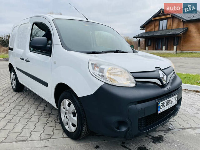 Белый Рено Кенгу, объемом двигателя 1.46 л и пробегом 237 тыс. км за 8900 $, фото 8 на Automoto.ua