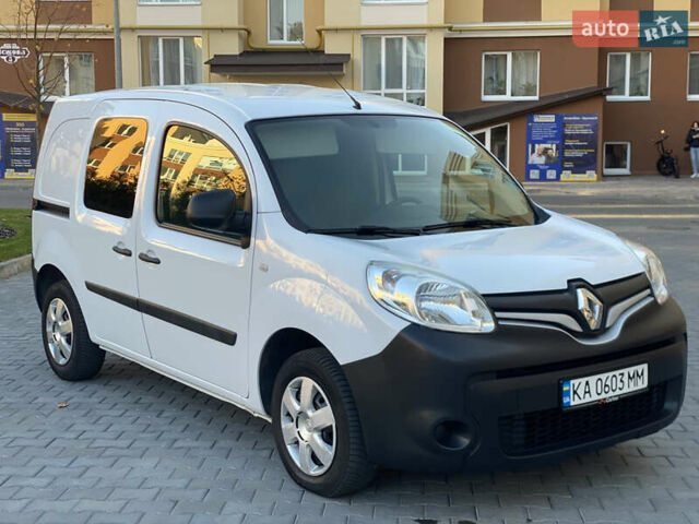 Белый Рено Кенгу, объемом двигателя 1.5 л и пробегом 220 тыс. км за 9600 $, фото 9 на Automoto.ua